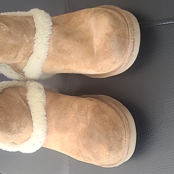 Ugg shearling boots mid calf size 7 women - Picture 2 of 7